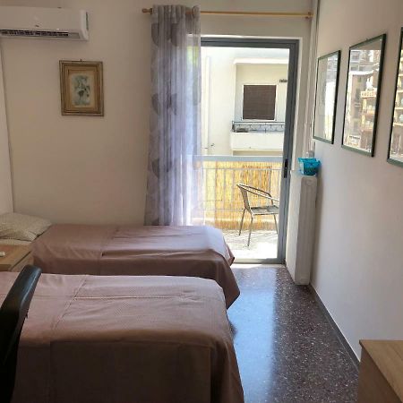 Metaxourgio Spacious Two Bedroom Apartment 雅典 外观 照片